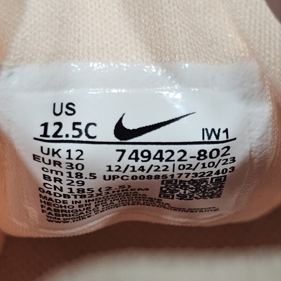 Nike Roshe One low-top sneakers Toddler boy girl 12.5 - Picture 8 of 8